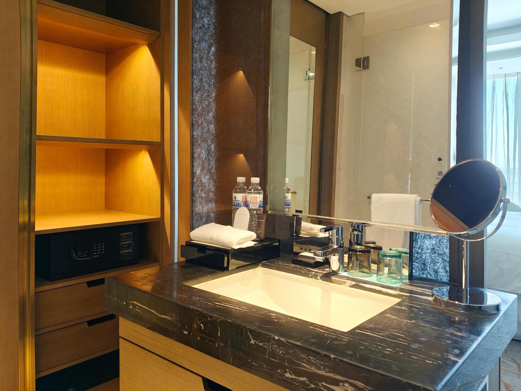 Sheraton Qingdao West Coast Екстер'єр фото